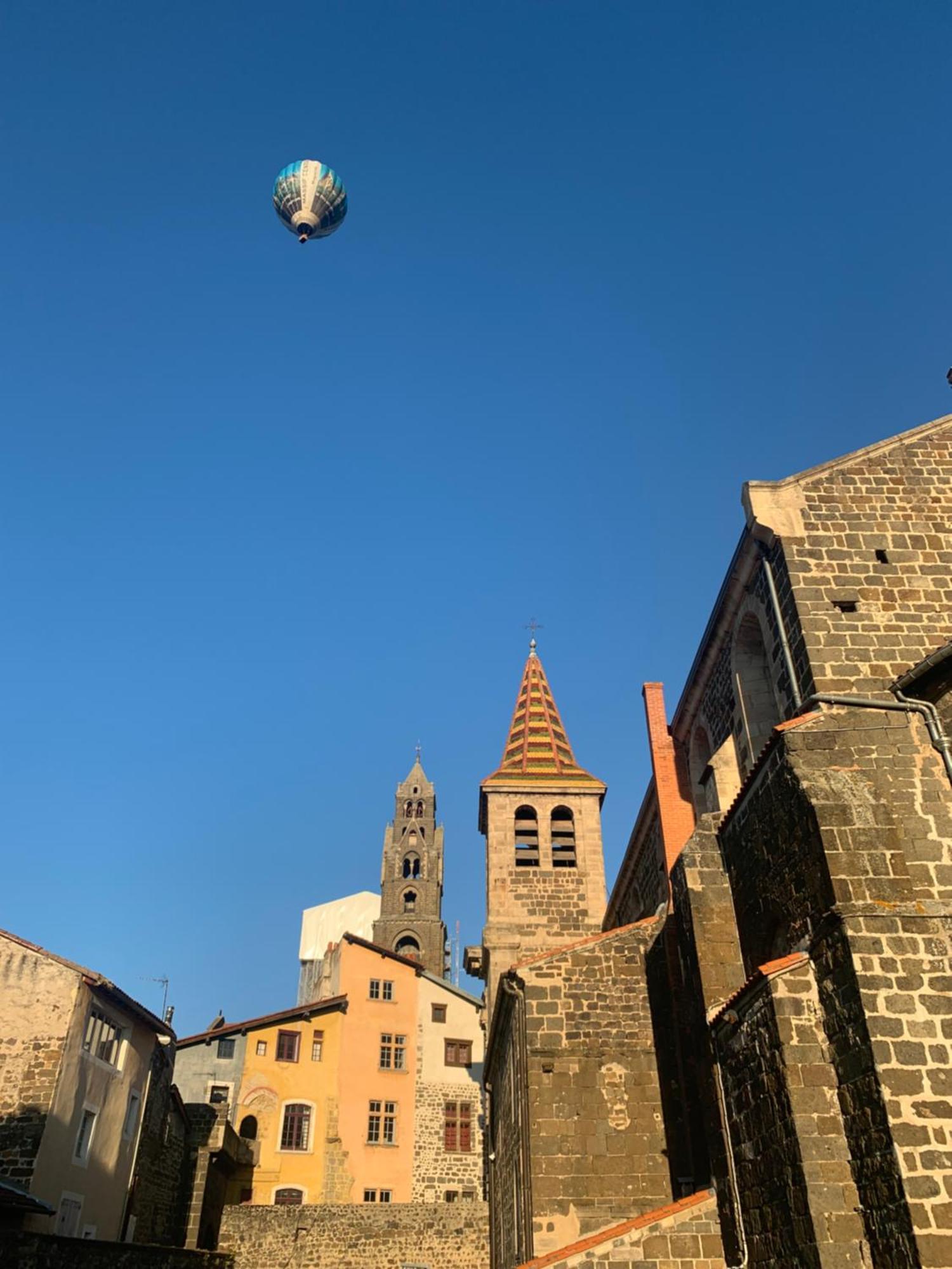 Aux Portes Du Mont Anis Le Puy-en-Velay 外观 照片
